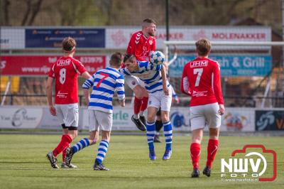 Esc passerde de doel man van vv Hulshorst in de tweede helft van de wedstrijd twee maal. - © NWVFoto.nl